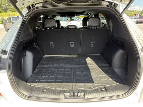 Used 2023 Ford Escape ST-Line w/ Tech Pack #1 AWD/4WD image 13