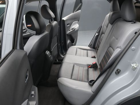 Used 2023 Nissan Kicks SR w/ SR Premium Package FWD image 22
