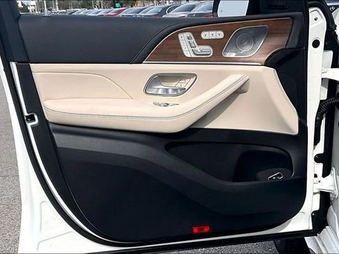 New 2026 Mercedes-Benz GLE 63 AMG S image 13