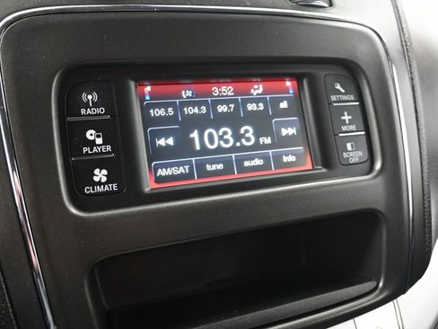 Used 2020 Dodge Journey SE w/ SE Popular Equipment Group image 16