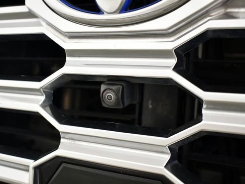 Used 2024 Toyota Sequoia Capstone image 6