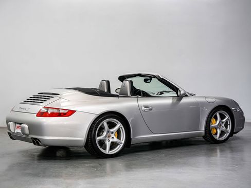 Used 2005 Porsche 911 Carrera S RWD image 3