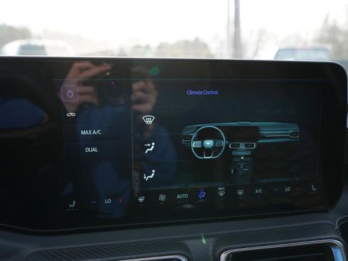 Used 2025 Ford Mustang GT Premium w/ GT Performance Package image 38