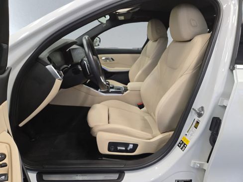 Used 2022 BMW 330i xDrive Sedan w/ Driving Assistance Package image 7