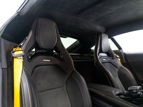 Used 2020 Mercedes-Benz AMG GT R image 39
