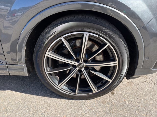 Used 2021 Audi SQ7 Prestige AWD/4WD image 32