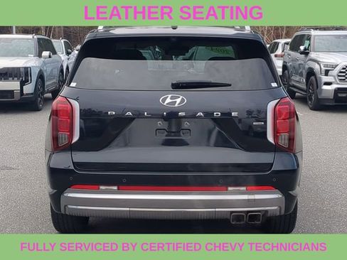 Used 2024 Hyundai Palisade Calligraphy image 8