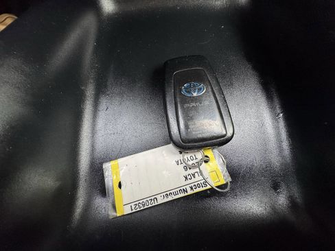 Used 2016 Toyota Prius Two image 49