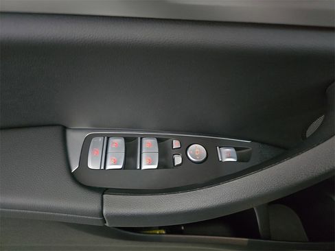 Used 2023 BMW X3 M40i w/ Premium Package image 30