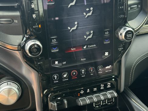 Used 2020 RAM 1500 Limited AWD/4WD image 20