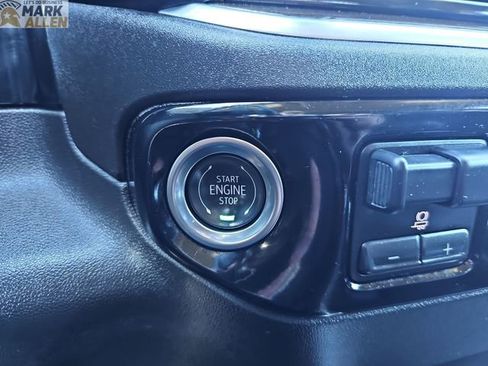 Used 2025 Chevrolet Silverado 1500 RST AWD/4WD image 16