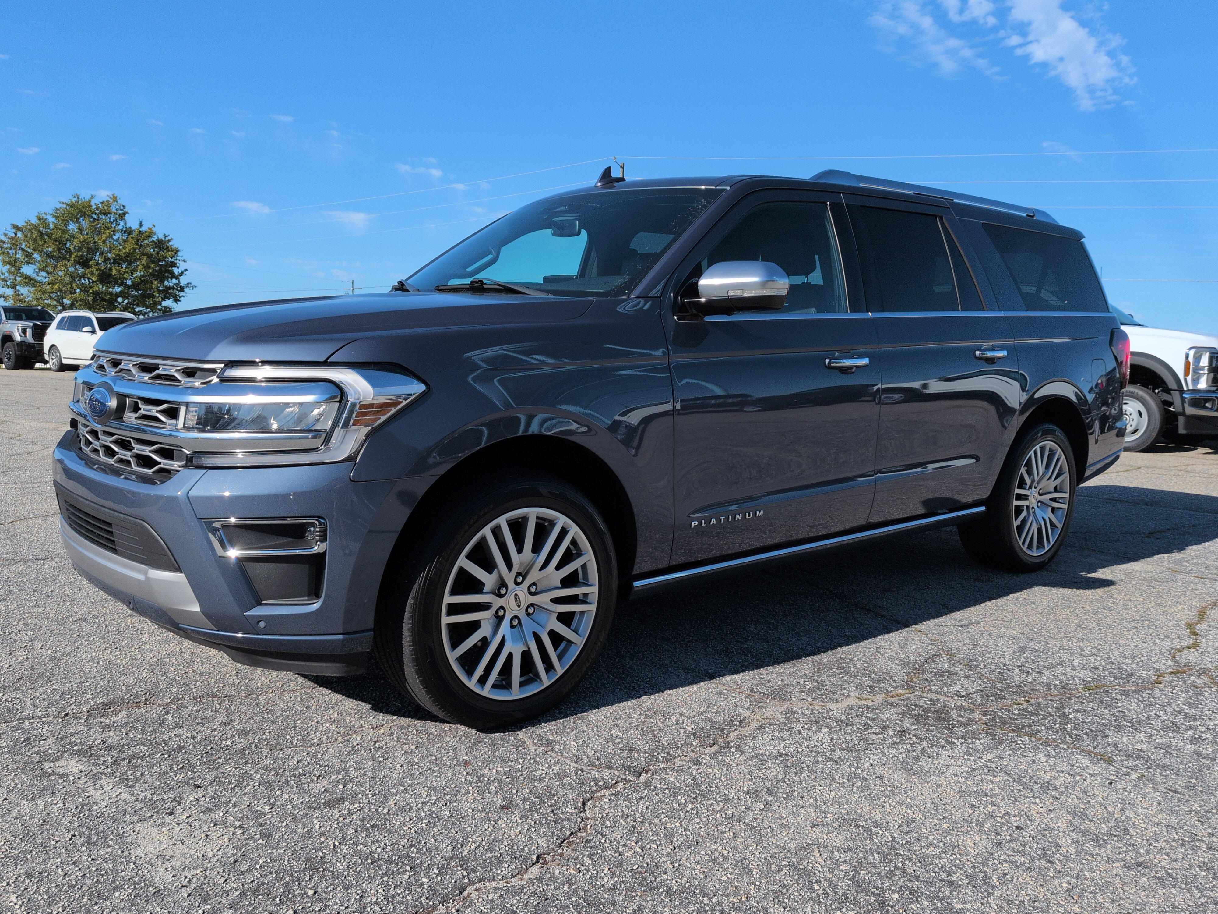 Certified 2023 Ford Expedition Max Platinum RWD image 6