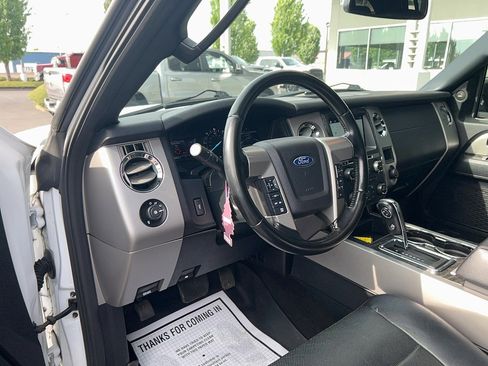 Used 2017 Ford Expedition Limited AWD/4WD image 11