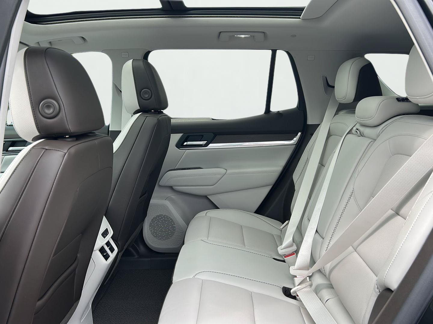 New 2027 GMC Terrain Denali AWD/4WD image 13