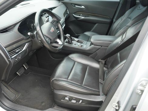 Used 2019 Cadillac XT4 Sport FWD image 8