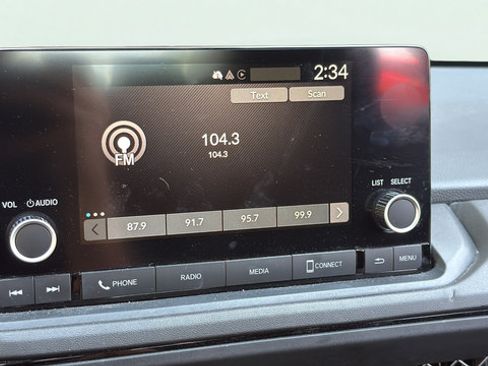 Used 2023 Honda Accord LX image 19