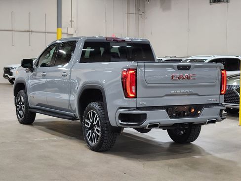 Used 2024 GMC Sierra 1500 AT4 w/ Technology Package image 11