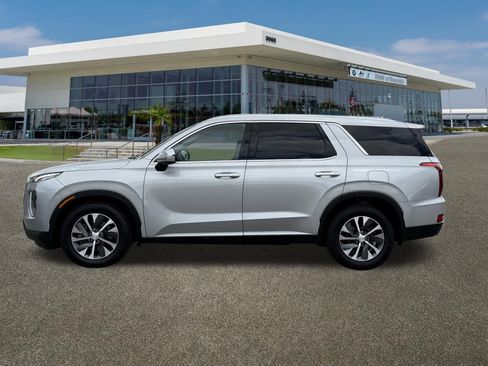 Used 2022 Hyundai Palisade SEL FWD image 6