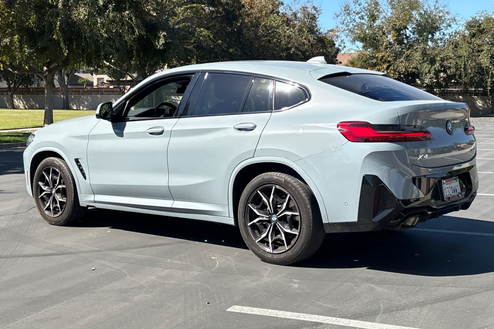 Used 2024 BMW X4 xDrive30i AWD/4WD image 7