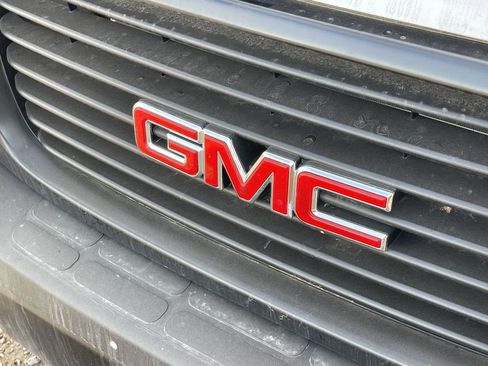 New 2025 GMC Savana 2500 Extended w/ Driver Convenience Package RWD image 31