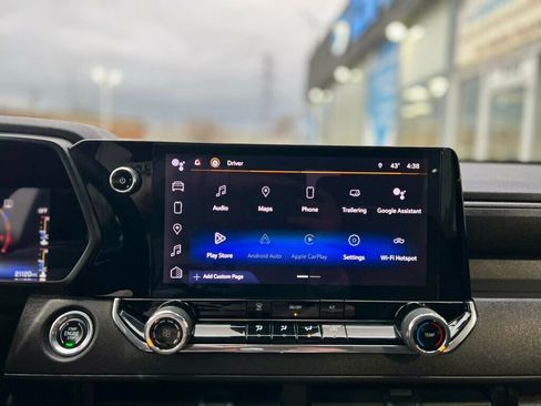 Used 2023 Chevrolet Colorado W/T image 18