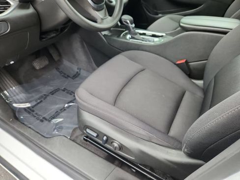 Used 2024 Chevrolet Malibu LT FWD image 21