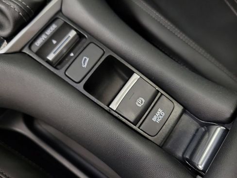 Used 2024 Honda HR-V EX-L image 18
