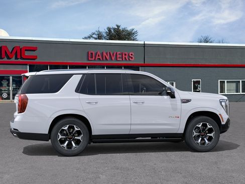 New 2026 GMC Yukon AT4 Ultimate w/ LPO, Floor Liner Package AWD/4WD image 29