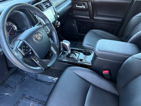 Used 2023 Toyota 4Runner TRD Off-Road Premium w/ Moonroof Package AWD/4WD image 12