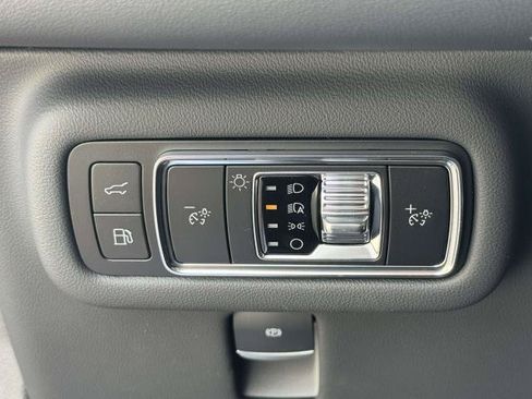 New 2026 Lincoln Nautilus Premier w/ Equipment Group 102A AWD/4WD image 15