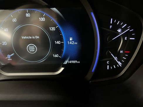 Used 2019 Hyundai Santa Fe SEL image 13