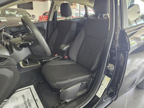 Used 2017 Ford Fiesta SE w/ Cold Weather Package image 9