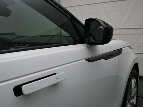 Used 2019 Land Rover Range Rover Velar R-Dynamic SE AWD/4WD image 12