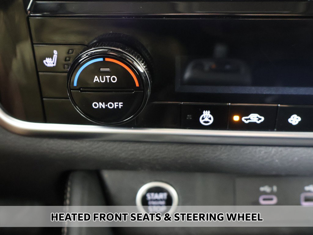 Used 2023 Nissan Rogue SL FWD image 7