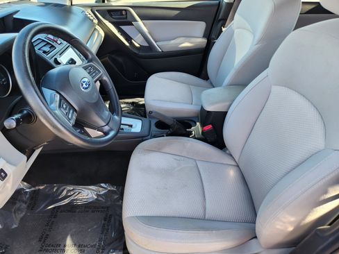 Used 2016 Subaru Forester 2.5i w/ Alloy Wheel Package image 12