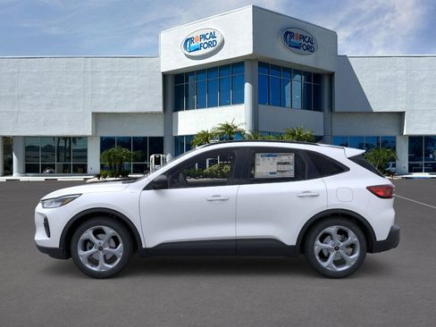 New 2026 Ford Escape ST-Line FWD image 3