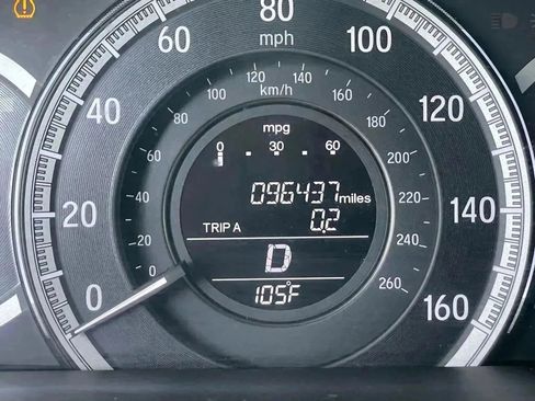 Used 2016 Honda Accord EX image 9