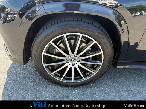 Certified 2025 Mercedes-Benz GLS 450 4MATIC w/ Pinnacle Trim Package image 12