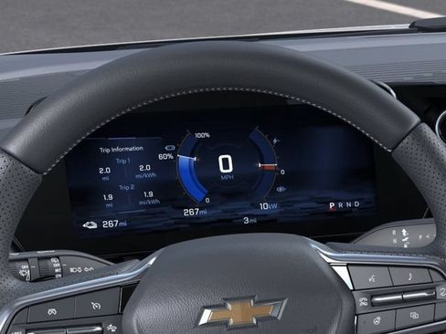 New 2026 Chevrolet Equinox EV LT FWD image 18