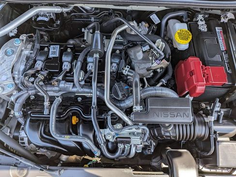 Used 2025 Nissan Sentra SV FWD image 34