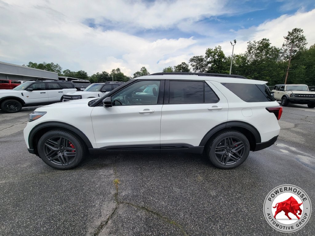 New 2026 Ford Explorer ST w/ Sun And Sound Package AWD/4WD image 3