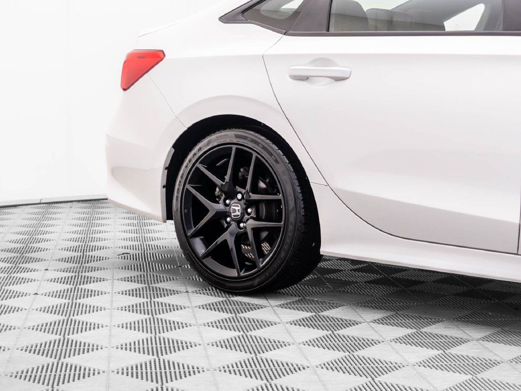 Used 2024 Honda Civic Sport image 32