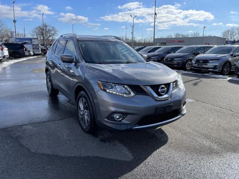 Used 2016 Nissan Rogue SL w/ SL Premium Package image 1