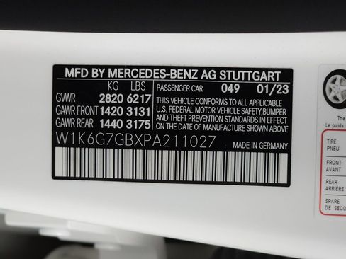 Used 2023 Mercedes-Benz S 580 4MATIC Sedan w/ 3D Technology Package image 41