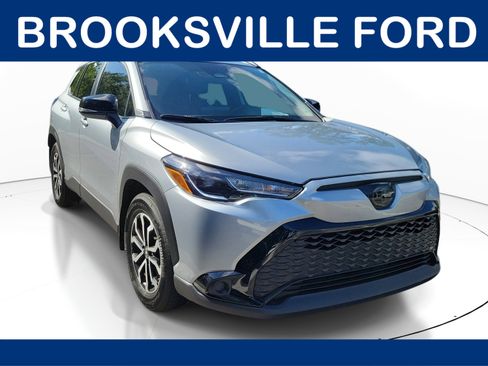 Used 2025 Toyota Corolla Cross AWD Hybrid image 1