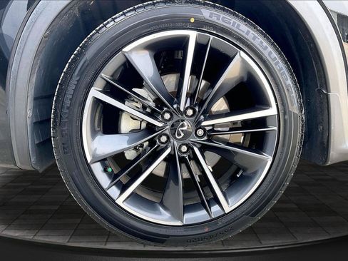 Used 2023 INFINITI QX50 Sport AWD/4WD image 10