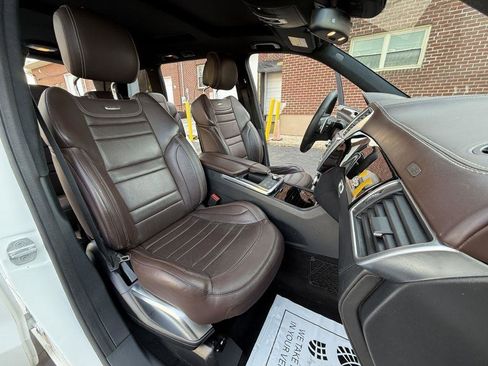 Used 2015 Mercedes-Benz GL 63 AMG 4MATIC image 17