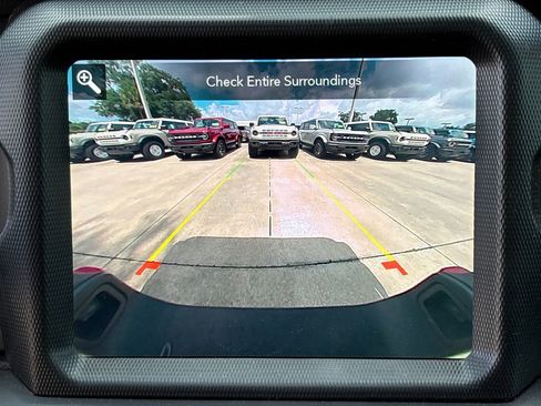 Used 2022 Jeep Gladiator Rubicon w/ LED Lighting Group AWD/4WD image 27