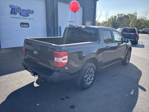 New 2025 Ford Maverick XLT w/ Equipment Group 301A image 3