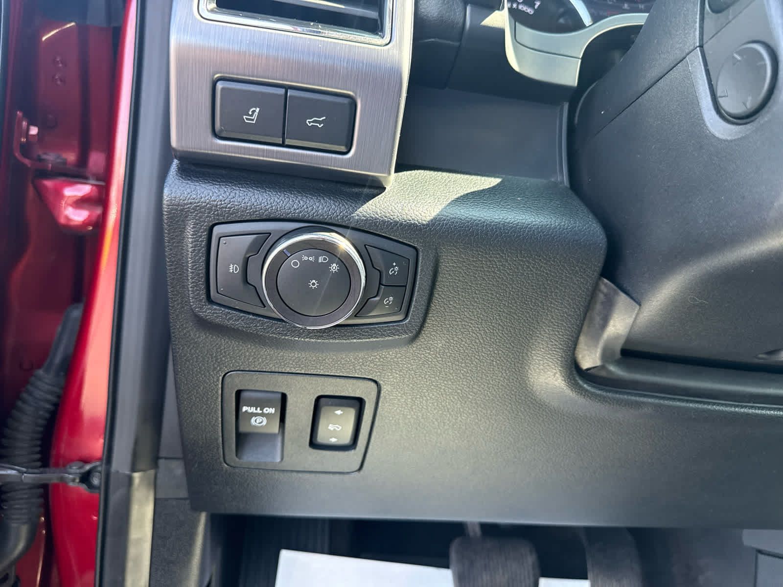 Used 2019 Ford Expedition Platinum AWD/4WD image 15